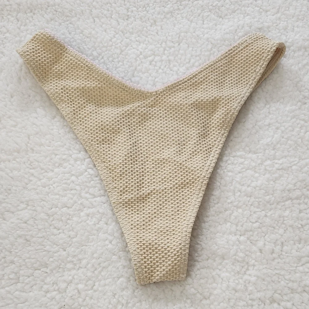 New!Frankie's Bikinis Enzo Thermal Bikini Bottom‎
